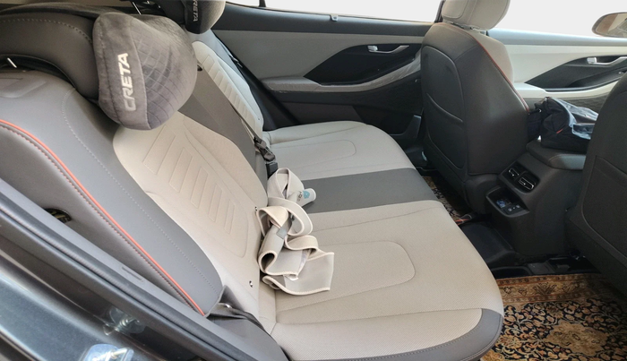 2025 Hyundai Creta Creta SX (O) 1.5 MPI IVT, Petrol, Automatic, 3,928 km, interior