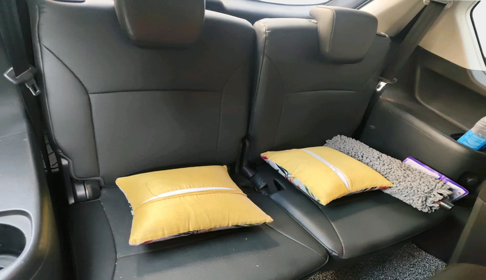 2022 Maruti XL6 ALPHA PLUS AT, Petrol, Automatic, 38,725 km, interior