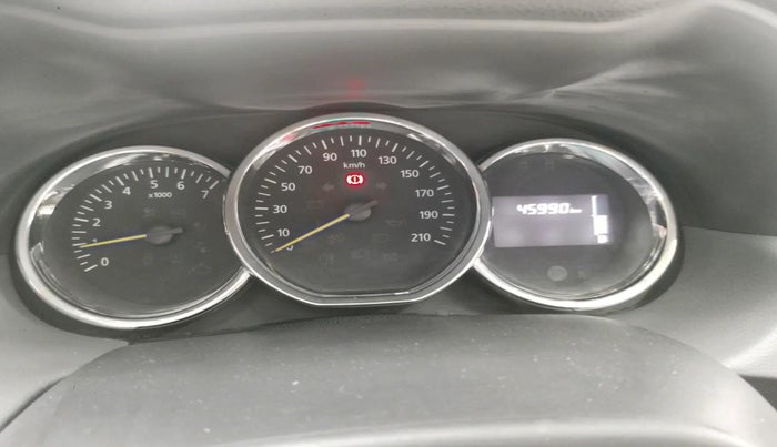 2017 Renault Duster 85 PS RXS MT DIESEL, Diesel, Manual, 45,990 km, interior