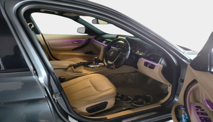 2013 BMW 3 Series 320D LUXURYLINE, Diesel, Automatic, 67,765 km, interior