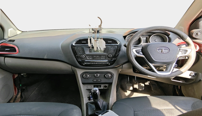 2017 Tata Tiago XZ PETROL, Petrol, Manual, 62,204 km, interior