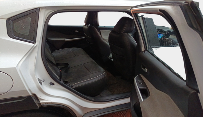2021 Nissan MAGNITE XL, Petrol, Manual, 17,830 km, interior