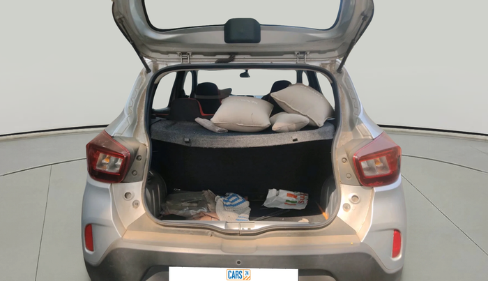 2020 Renault Kwid RXT 1.0 (O), Petrol, Manual, 8,661 km, exterior