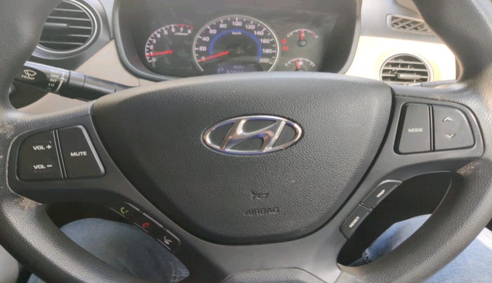 2018 Hyundai Grand i10 SPORTZ (O) AT 1.2 KAPPA VTVT, Petrol, Automatic, 35,081 km, interior