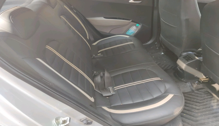 2018 Hyundai Grand i10 SPORTZ (O) AT 1.2 KAPPA VTVT, Petrol, Automatic, 35,081 km, interior