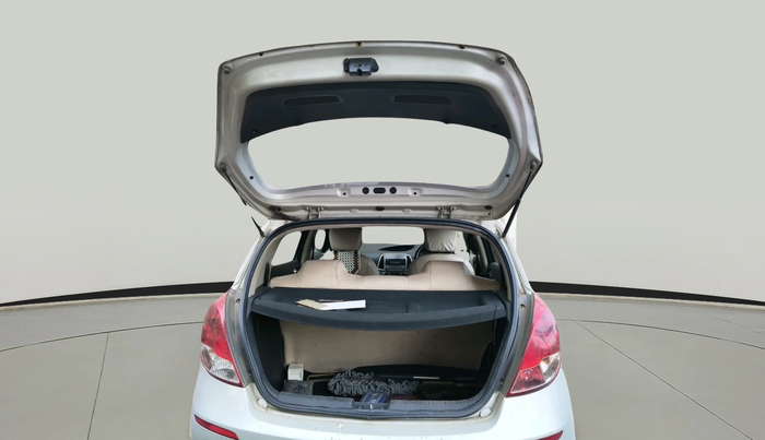 2012 Hyundai i20 MAGNA 1.2, Petrol, Manual, 94,324 km, exterior