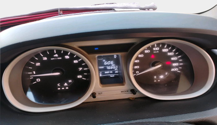 2016 Tata Tiago XZ PETROL, Petrol, Manual, 76,890 km, interior