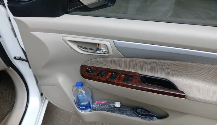 2015 Maruti Ertiga ZXI, Petrol, Manual, 86,911 km, interior