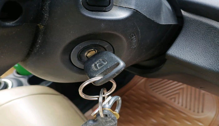 2014 Honda Amaze 1.2L I-VTEC S, Petrol, Manual, 1,10,603 km, interior