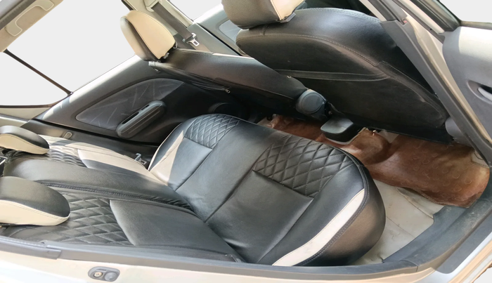 2011 Maruti Ritz VDI, Diesel, Manual, 1,22,917 km, interior