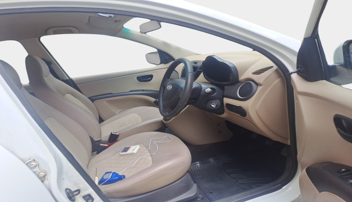 2010 Hyundai i10 MAGNA 1.1, Petrol, Manual, 23,000 km, interior