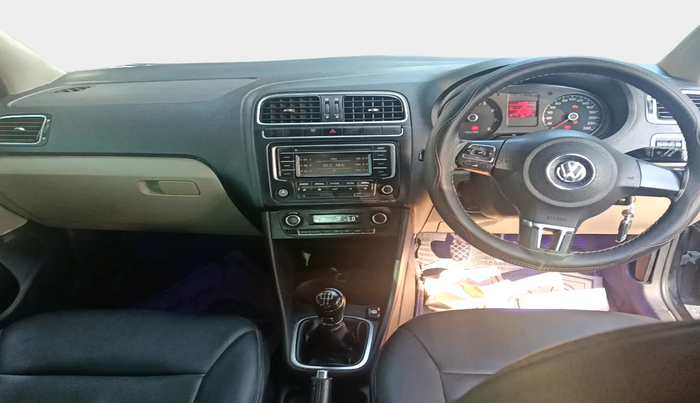 2014 Volkswagen Polo HIGHLINE1.2L, Petrol, Manual, 81,134 km, interior