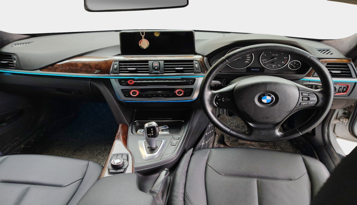 2013 BMW 3 Series 320d, Diesel, Automatic, 1,05,910 km, interior