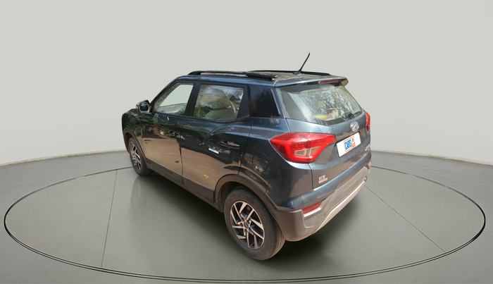 2022 Mahindra XUV300 W8 (O) 1.2 PETROL AMT, Petrol, Automatic, 27,732 km, exterior