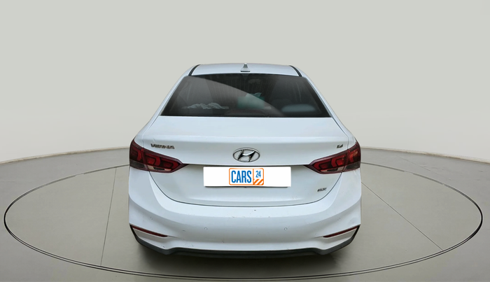 2017 Hyundai Verna 1.6 VTVT SX, Petrol, Manual, 86,126 km, exterior