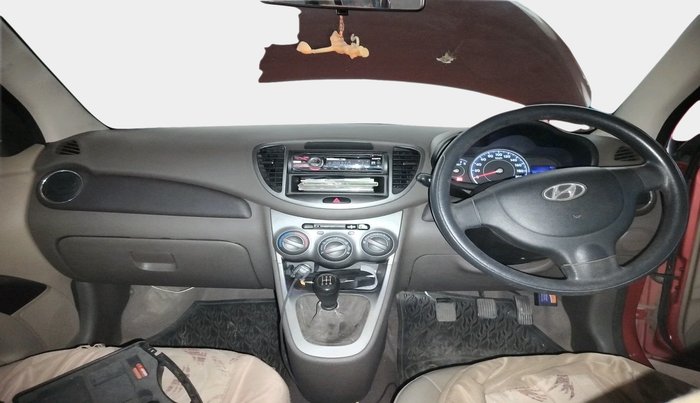 2011 Hyundai i10 MAGNA 1.2, Petrol, Manual, 96,395 km, interior