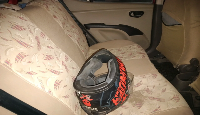 2011 Hyundai i10 MAGNA 1.2, Petrol, Manual, 96,395 km, interior