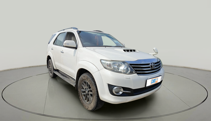 2013 Toyota Fortuner 3.0 4X4 MT, Diesel, Manual, 4,39,123 km, exterior