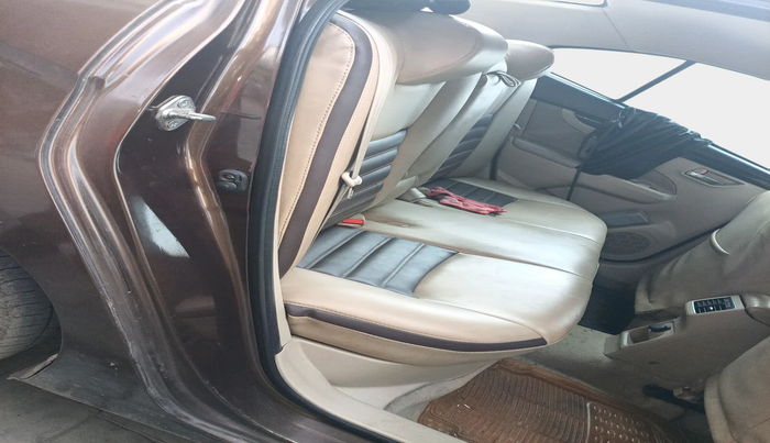 2016 Maruti Ciaz ZDI SHVS, Diesel, Manual, 1,02,352 km, interior