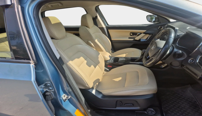 2021 Tata Safari XZA PLUS, Diesel, Automatic, 91,304 km, interior