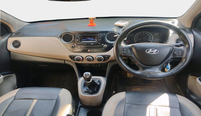 2015 Hyundai Grand i10 SPORTZ 1.2 KAPPA VTVT, Petrol, Manual, 43,000 km, interior