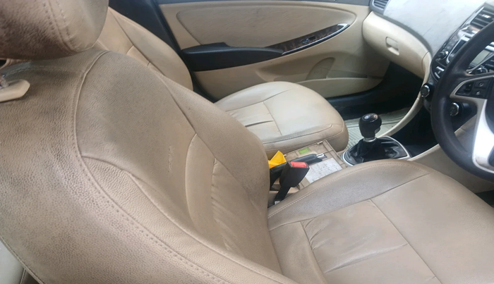 2011 Hyundai Verna FLUIDIC 1.6 VTVT EX, Petrol, Manual, 26,498 km, interior