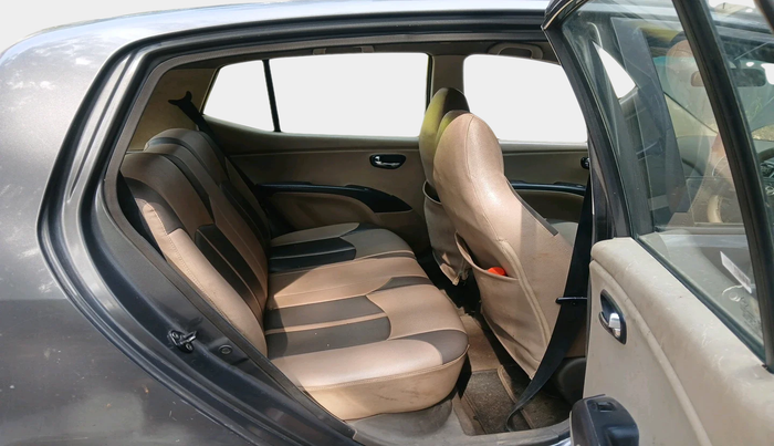 2011 Hyundai i10 MAGNA 1.2, Petrol, Manual, 49,130 km, interior