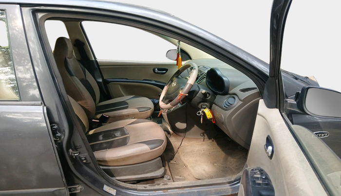 2011 Hyundai i10 MAGNA 1.2, Petrol, Manual, 49,130 km, interior