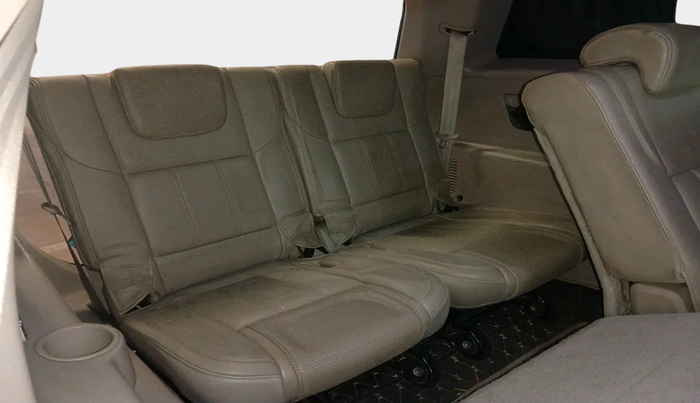 2016 Mahindra XUV500 W10 AT, Diesel, Automatic, 73,640 km, interior