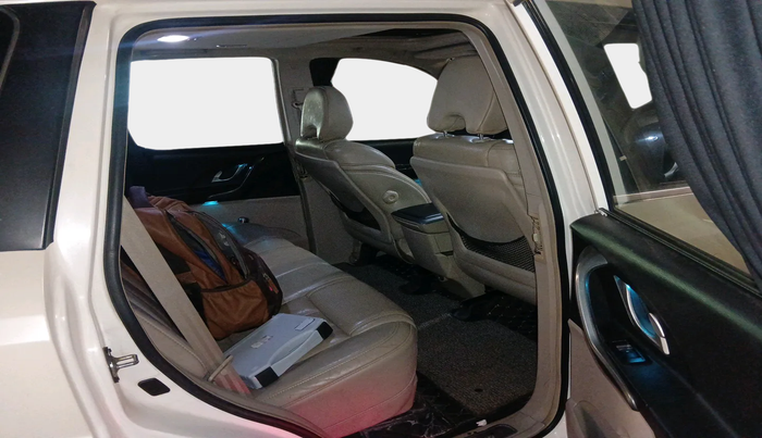 2016 Mahindra XUV500 W10 AT, Diesel, Automatic, 73,640 km, interior