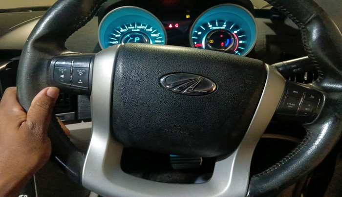 2016 Mahindra XUV500 W10 AT, Diesel, Automatic, 73,640 km, interior