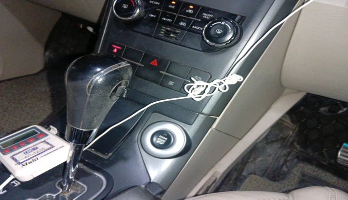 2016 Mahindra XUV500 W10 AT, Diesel, Automatic, 73,640 km, interior