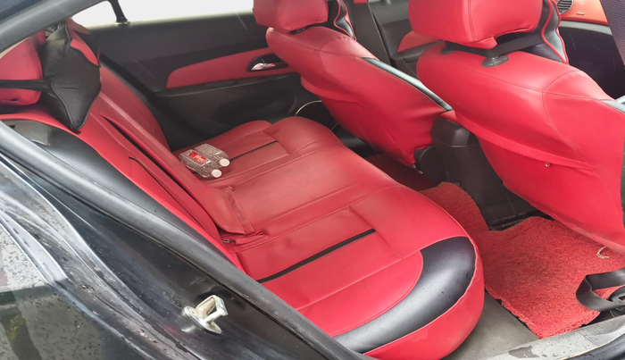 2010 Chevrolet Cruze LTZ AT, Diesel, Automatic, 56,248 km, interior