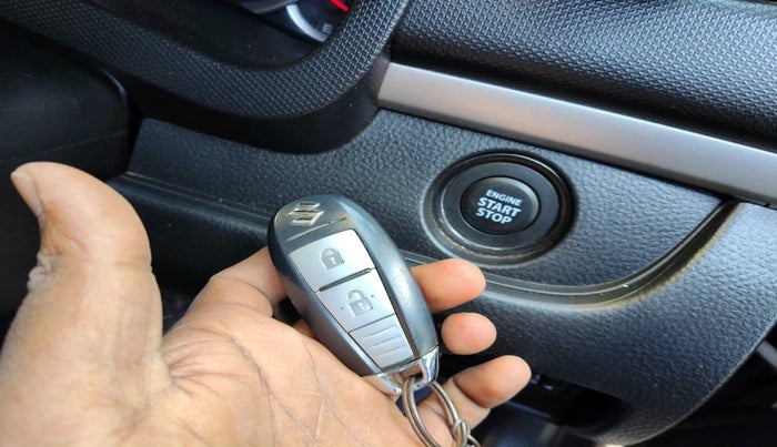 2015 Maruti Swift ZXI, Petrol, Manual, 26,989 km, interior