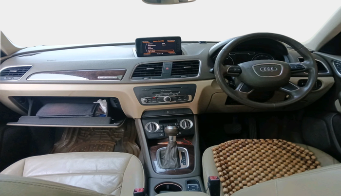 2013 Audi Q3 2.0 QUATTRO TDI AT, Diesel, Automatic, 1,09,741 km, interior