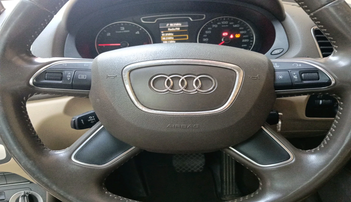 2013 Audi Q3 2.0 QUATTRO TDI AT, Diesel, Automatic, 1,09,741 km, interior
