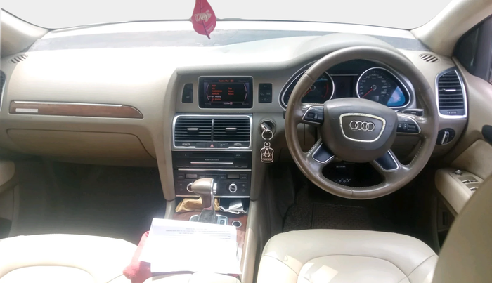 2013 Audi Q7 3.0 TDI QUATTRO, Diesel, Automatic, 90,247 km, interior