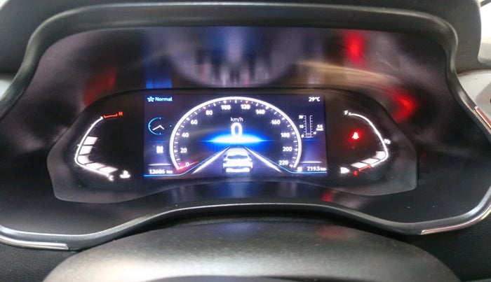 2021 Renault Kiger RXZ AMT DUAL TONE, Petrol, Automatic, 12,686 km, interior