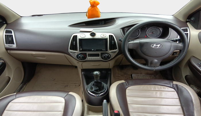 2011 Hyundai i20 MAGNA (O) 1.2, Petrol, Manual, 1,08,839 km, interior