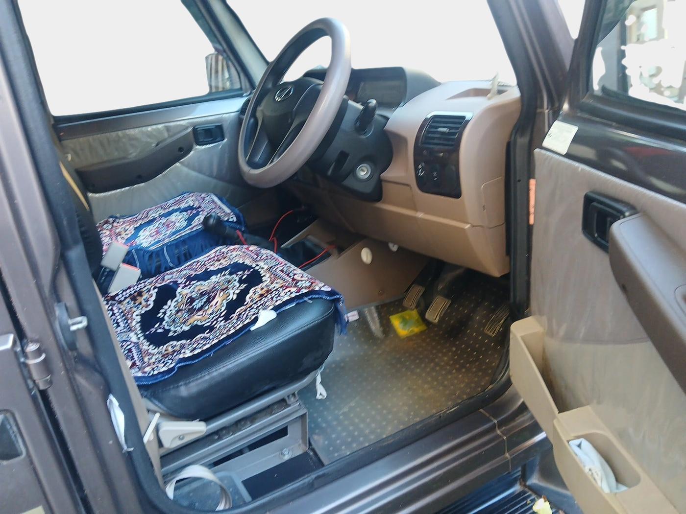 2020 Mahindra Bolero B6 (O), Diesel, Manual, 60,563 km, interior