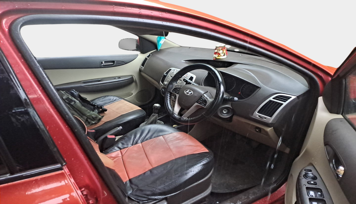 2012 Hyundai i20 SPORTZ 1.2, Petrol, Manual, 61,903 km, interior