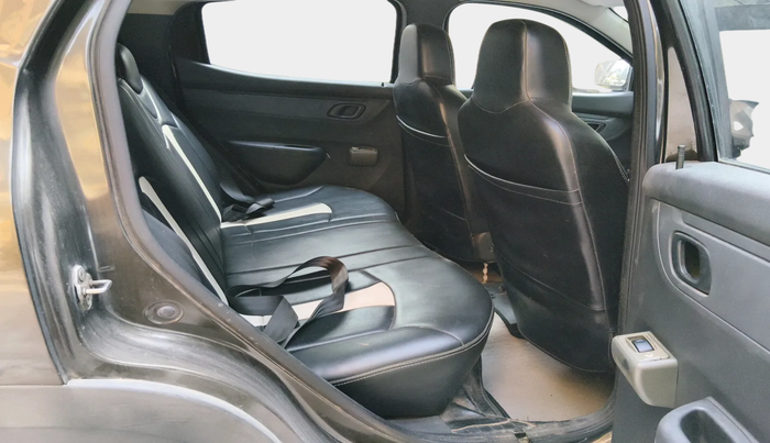 2015 Renault Kwid RXL, Petrol, Manual, 31,000 km, interior