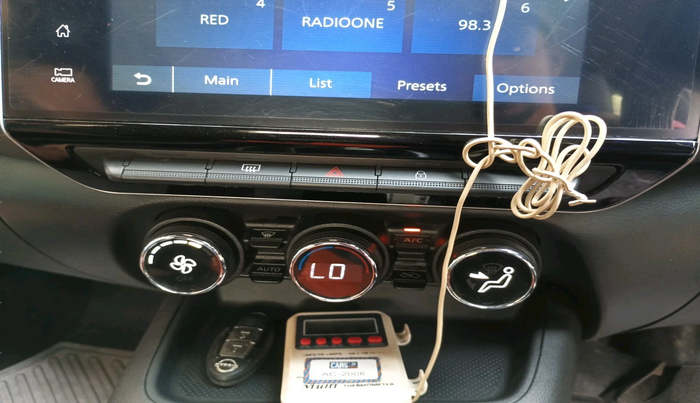 2022 Nissan MAGNITE XV PREMIUM TURBO CVT, Petrol, Automatic, 18,385 km, interior