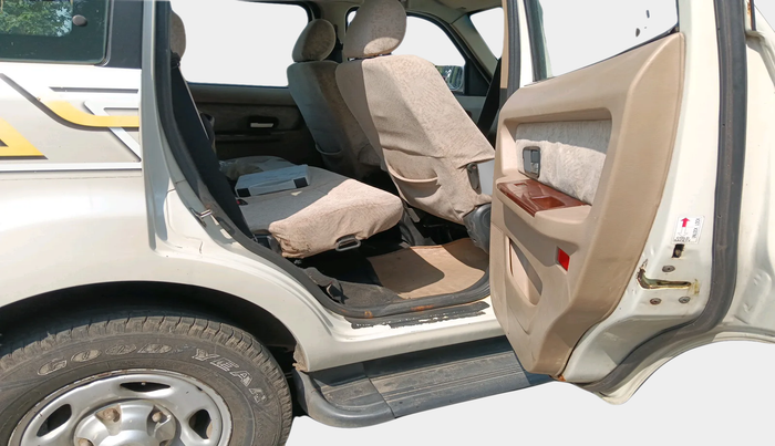 2011 Tata Sumo Grande MK II GX, Diesel, Manual, 1,13,075 km, interior
