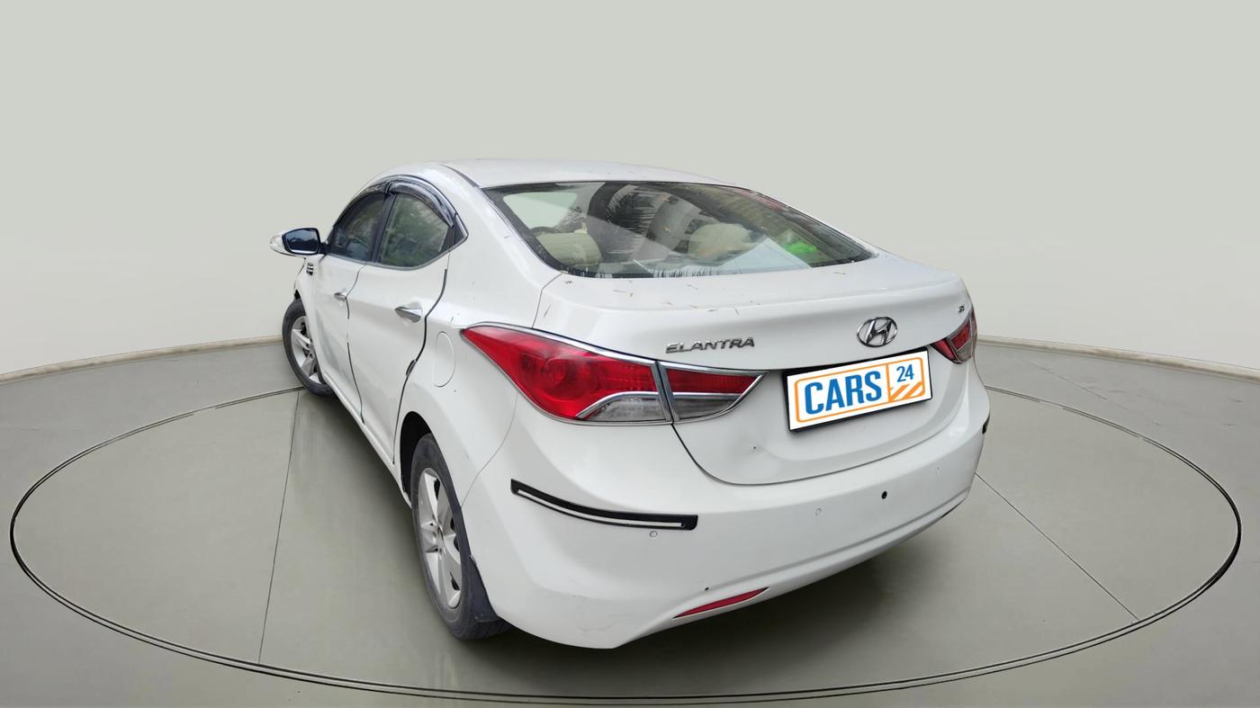 2013 Hyundai New Elantra 1.6 SX MT DIESEL, Diesel, Manual, 1,28,000 km, exterior