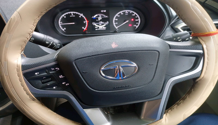 2022 Tata Safari XMA SUNROOF, Diesel, Automatic, 32,979 km, interior