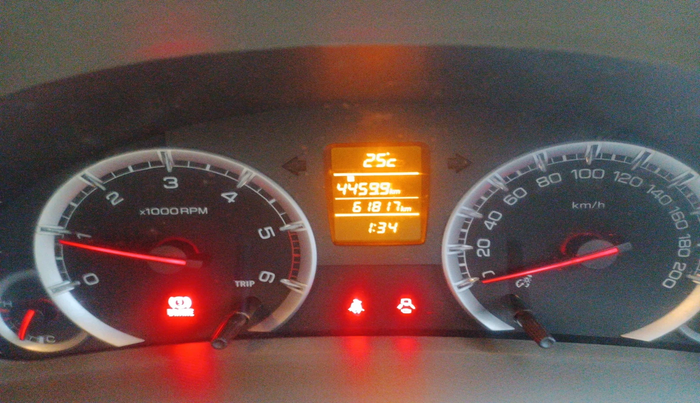 2013 Maruti Ertiga ZDI, Diesel, Manual, 62,000 km, interior