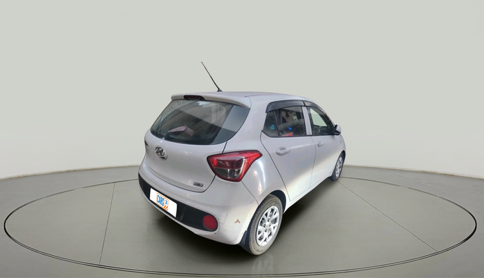 2017 Hyundai Grand i10 MAGNA 1.2 KAPPA VTVT, Petrol, Manual, 1,74,614 km, exterior