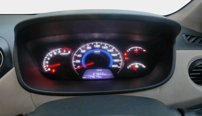 2017 Hyundai Grand i10 MAGNA 1.2 KAPPA VTVT, Petrol, Manual, 1,74,614 km, interior