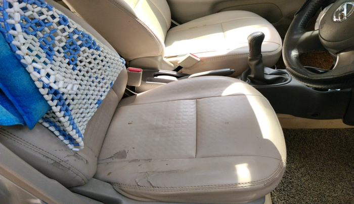 2013 Nissan Micra XV DIESEL, Diesel, Manual, 1,77,348 km, interior